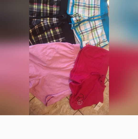 Lot of junior shorts - Picture 4 of 6